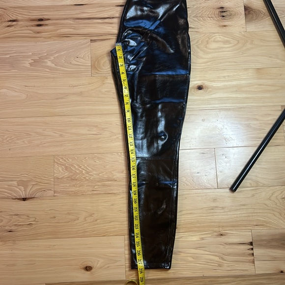 Spanx Black Faux Patent Leather High Rise Leggings |Large - Picture 2 of 3